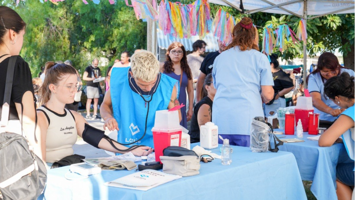 realizan postas de salud por la Semana de Prevención del Cáncer de Cuello Uterino