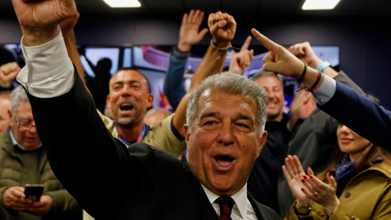 A pesar de la polémica sobre la salida de Messi, Laporta fue reelecto como presidente del Barcelona