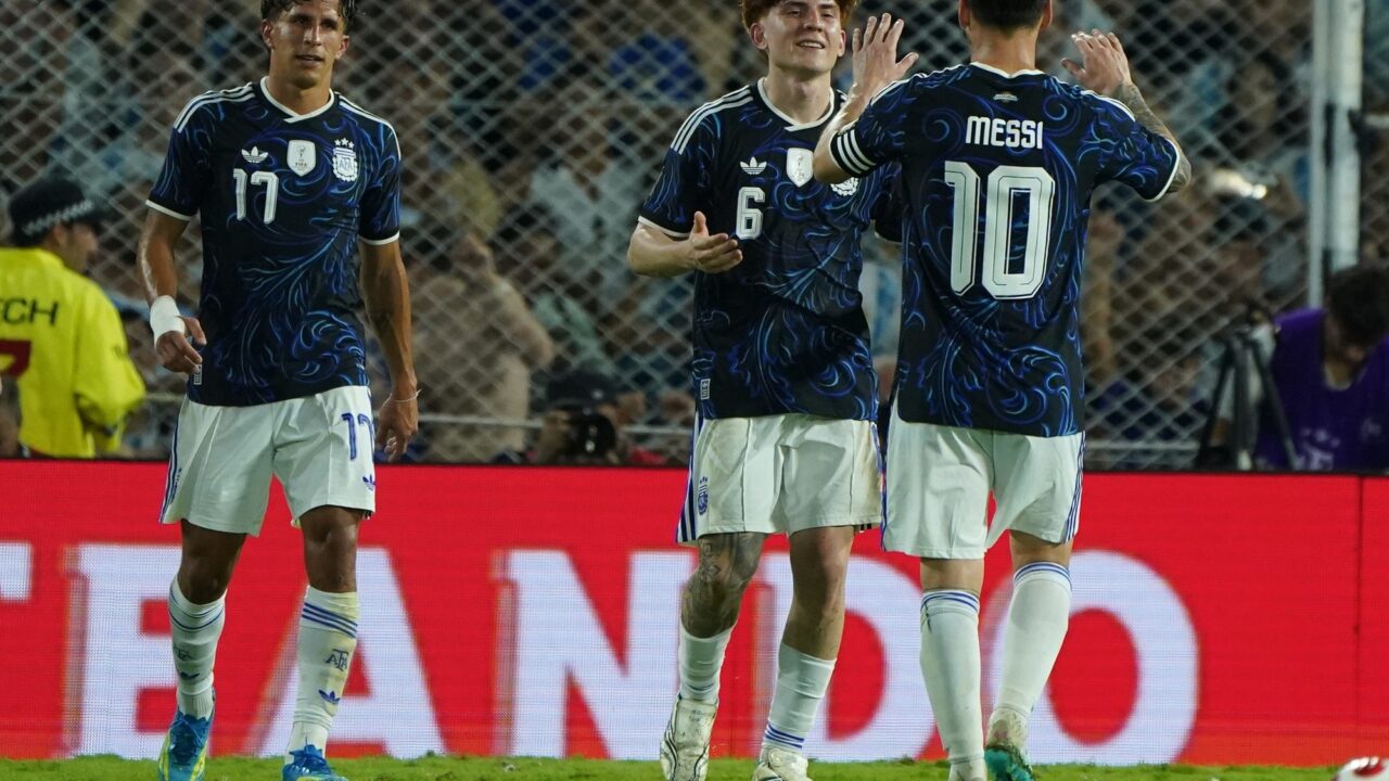 apenas 71 minutos en cancha y un cambio de rol para convencer a Scaloni